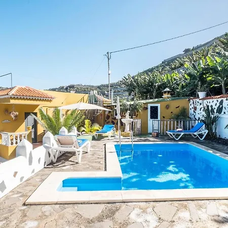 Alejandrina בית נופש *