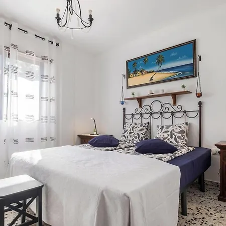 Alejandrina בית נופש *